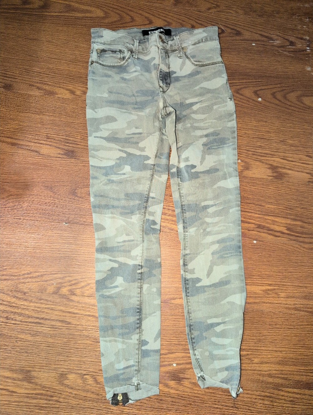 Express Woman's 0r Ankle Midrise Camouflage Pants
